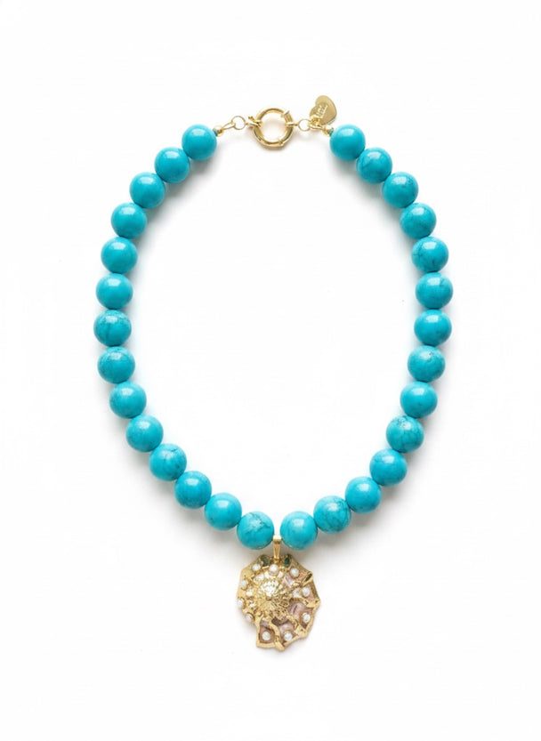COQUILLE Necklace — Turquoise & Sea Shell Pendant | Gold-Plated Silver