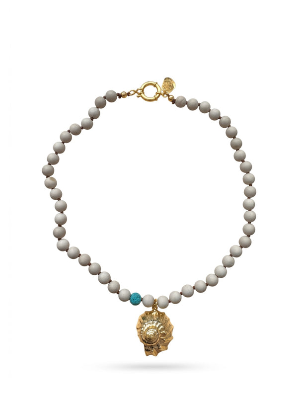 COQUILLE IVOIRE Necklace — Natural Bone Beads & Sea Shell Pendant | Gold-Plated Silver